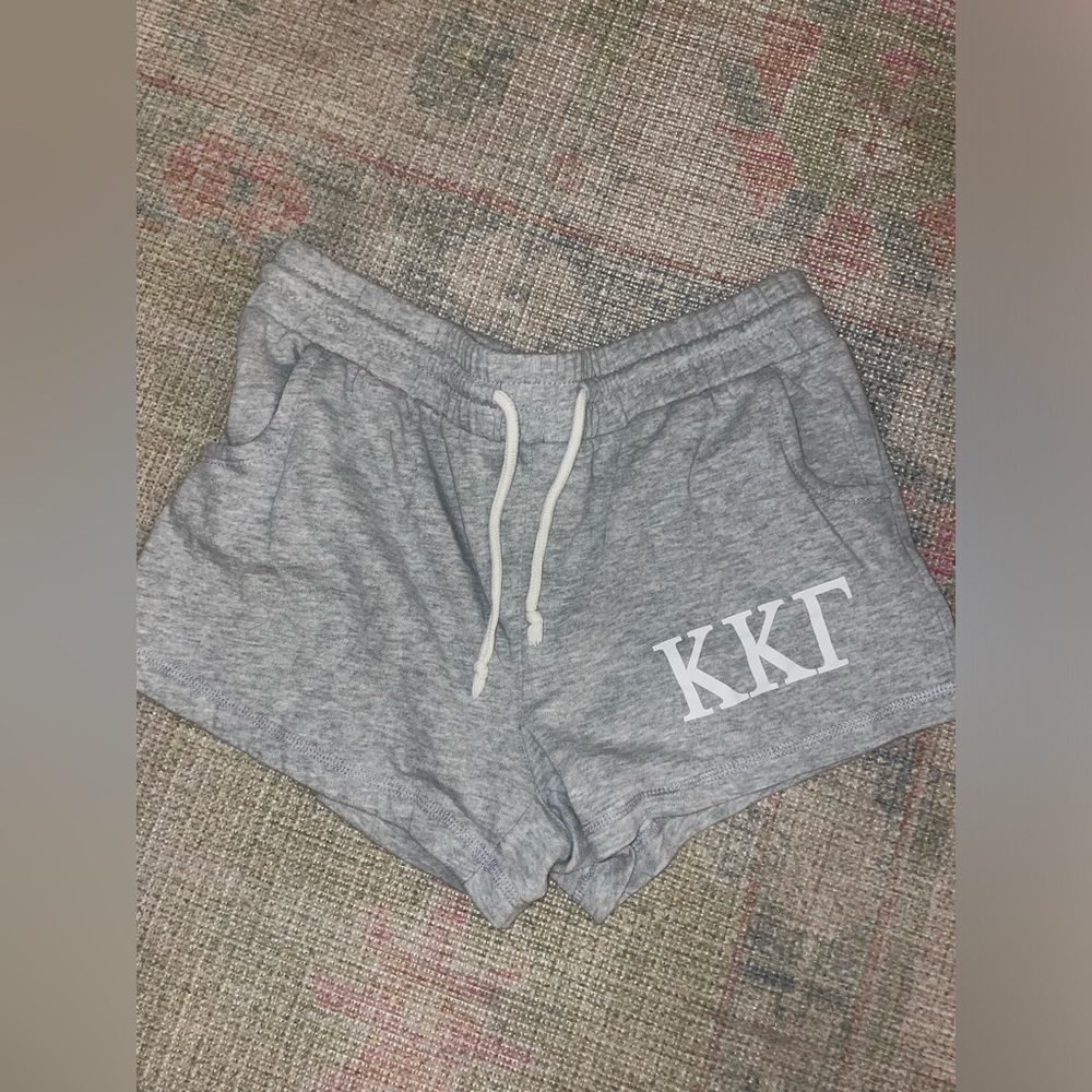KKG sweatshorts!!! Size M. Never worn.